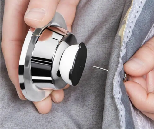 Removing Security Tags Using Magnets Removing Security Tags Using Magnets