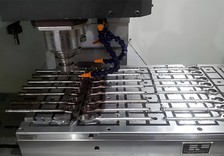 Magnet Chuck Application in Vertical Machining Centers Magnet Chuck Application in Vertical Machining Centers