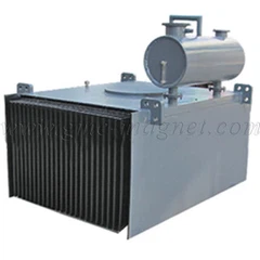 Конвейер с магнитен сепаратор